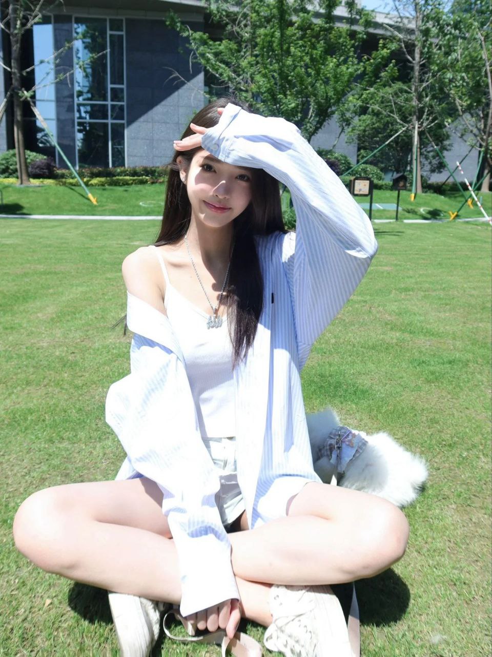 艺术学院毕业生沁洁