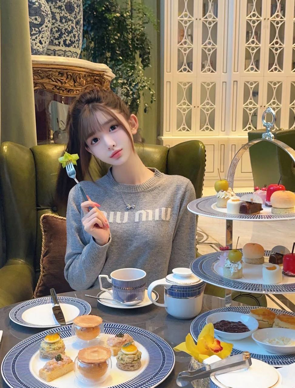 时尚穿搭女装博主李雪儿