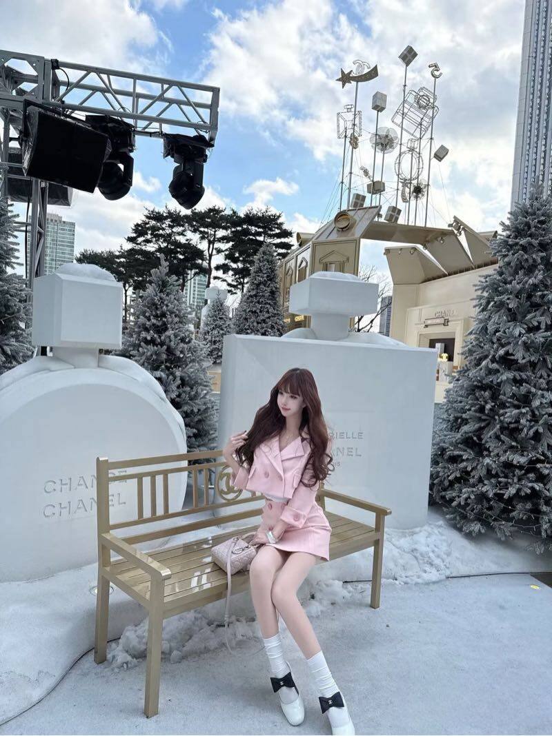 甜美气质学姐Alira