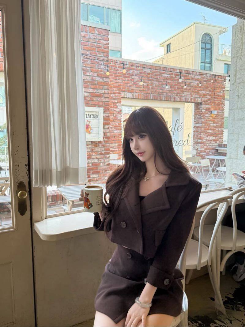 甜美气质学姐Alira