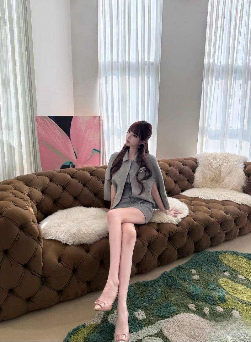 甜美气质学姐Alira