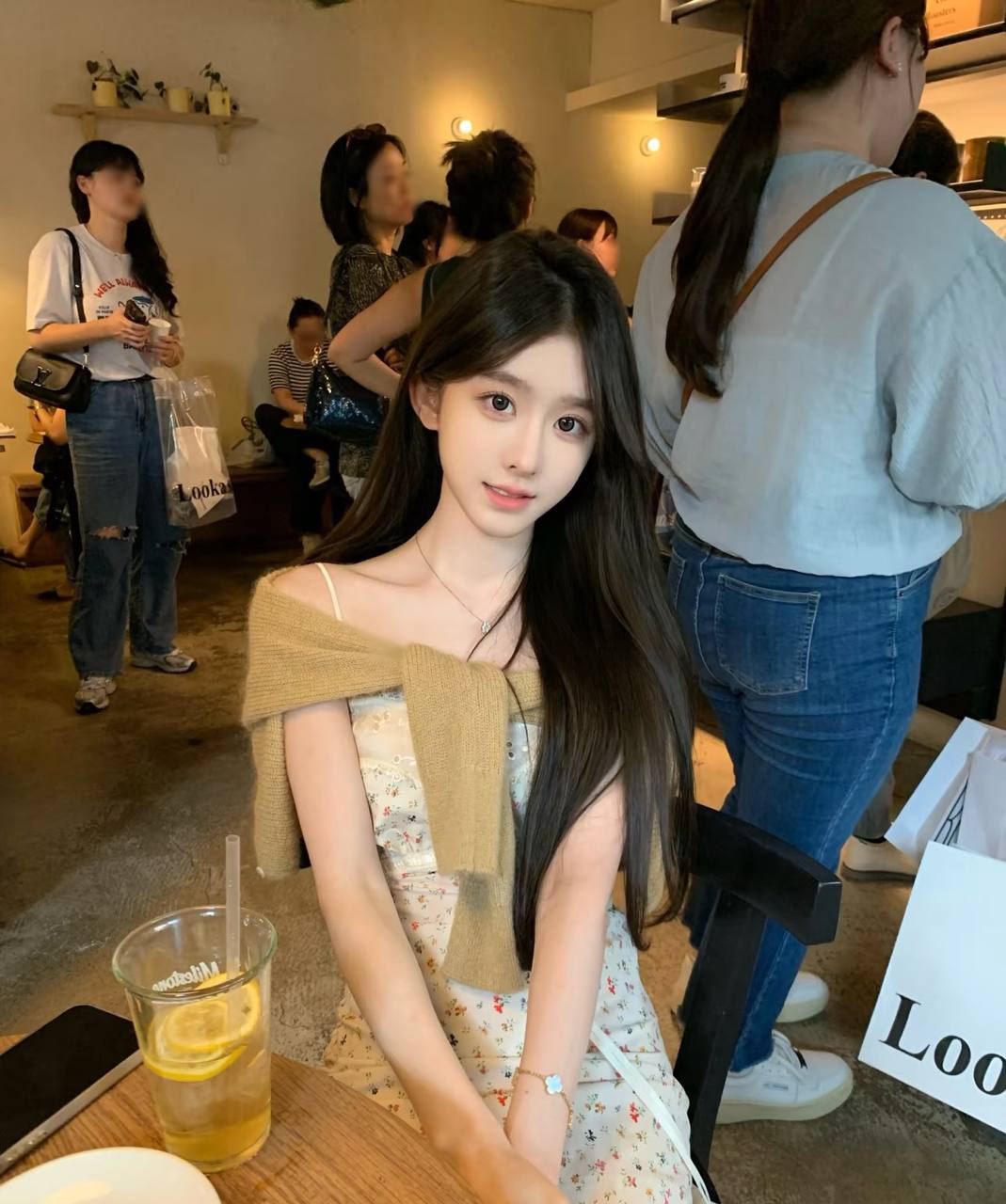 甜美精致小女孩玥茵
