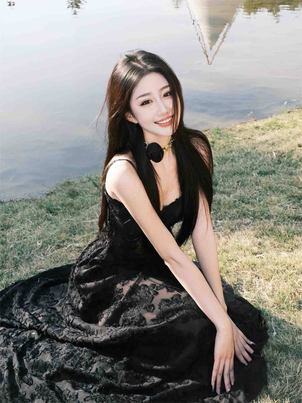 职业时尚模特如怡