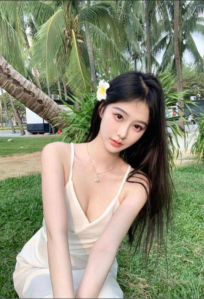 极品清冷校花Junie