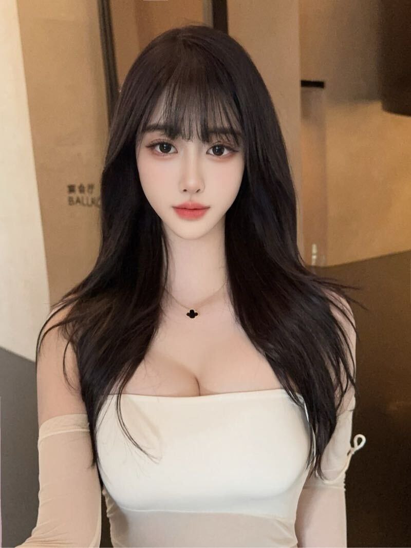小骨架美女Savin