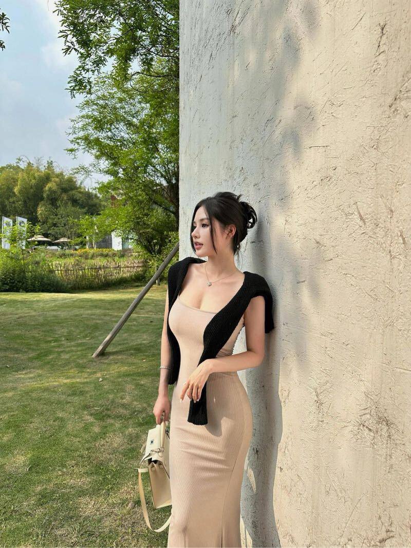 健身女教练沈潼