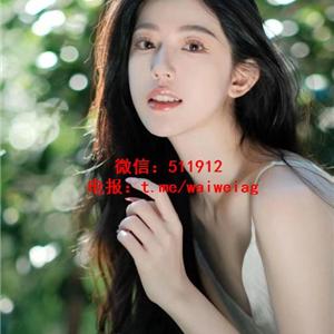 在校艺术生心然