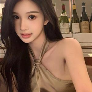 嗓音甜美芷悦