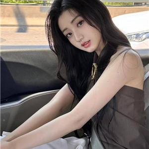 美院在读生芷熙