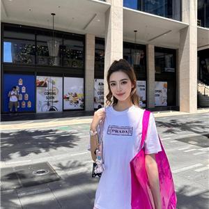 大学在读留学生娜安