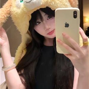 甜美立体娃娃脸Falie