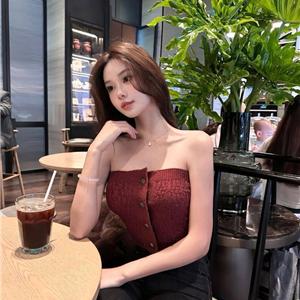 健身女教练沈潼