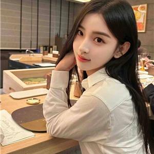 服装广告模特沁苒